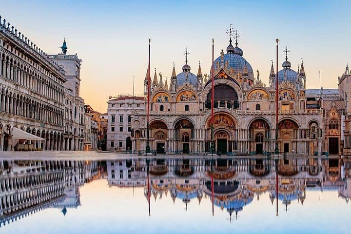 Venice Private Tour: St Mark's, Doge's Palace & Gondola Ride — photo 1 of 11