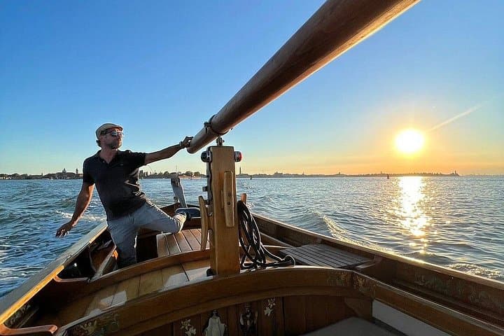 Venice : Magic at Sunset by Vintage Boat (Small Group) — photo 1 of 17