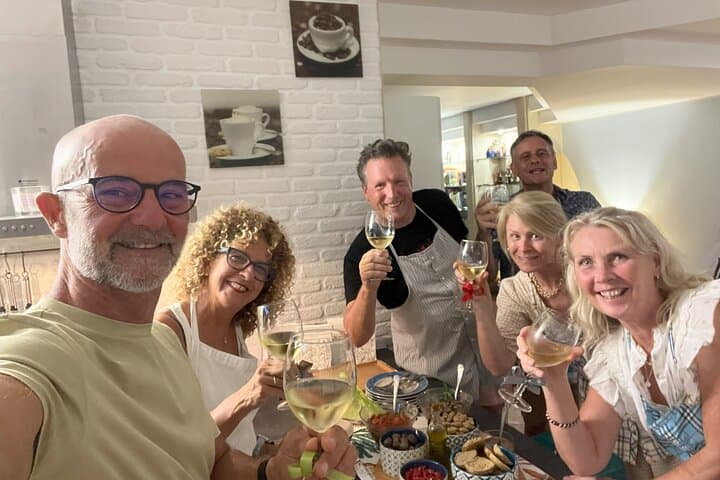 Authentic Cooking Class in Lecce : Handmade Pasta & Salento Wine — photo 1 of 22