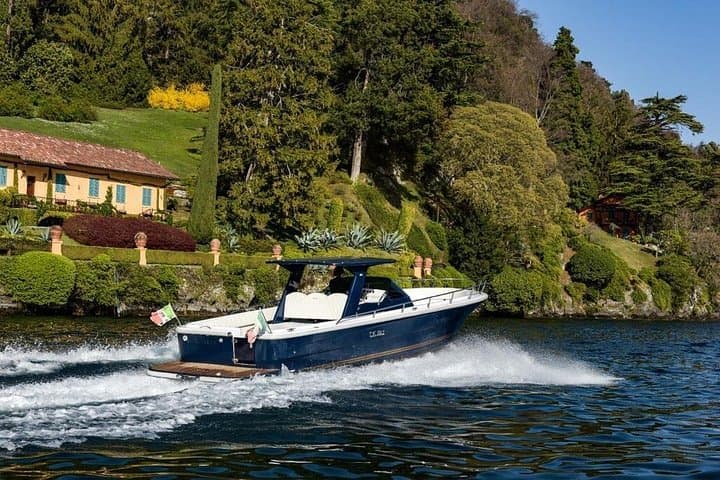 Boat aperitif on Lake Como — photo 1 of 5