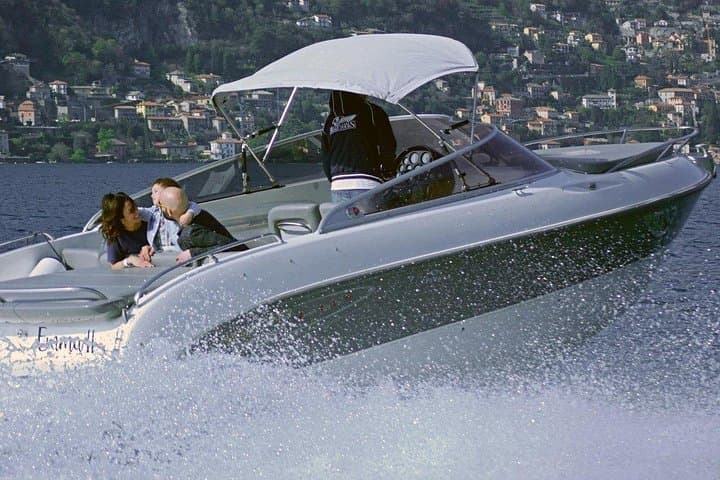 Lake Como Legendary Villas 1 h Speedboat Tour w/Captain — photo 1 of 12