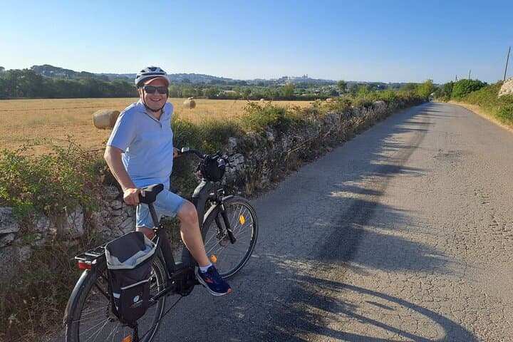 Guided e-bike tour from Locorotondo to Cisternino round trip — photo 1 of 13