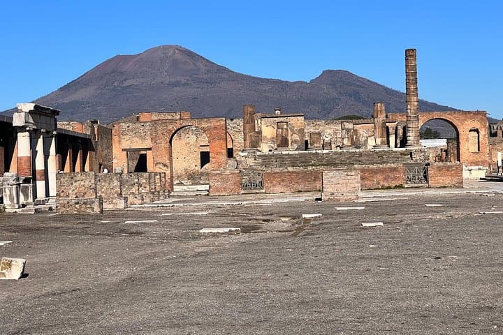 Positano Sorrento and Pompeii Private Tour from Naples — photo 1 of 8