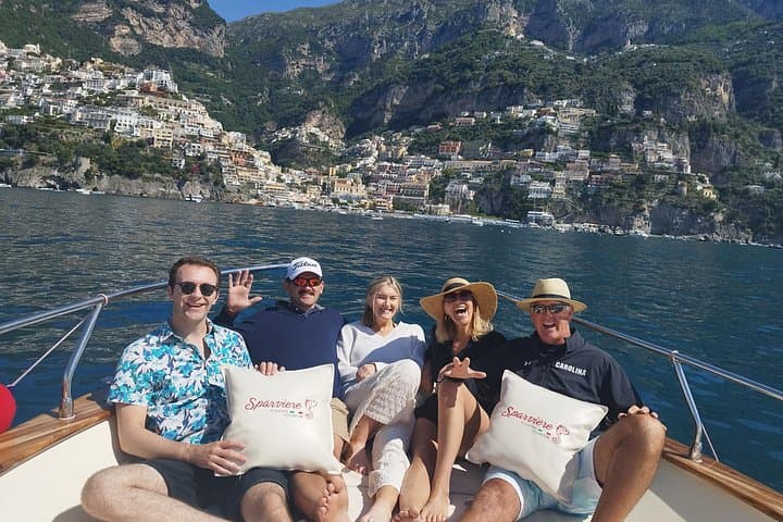 Private Boat tour to Positano and Jeranto bay with lunch on board — photo 1 of 13