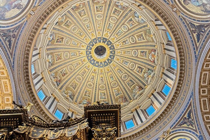 Vatican City St Peter's Basilica Fun Tour (small group) — photo 1 of 15
