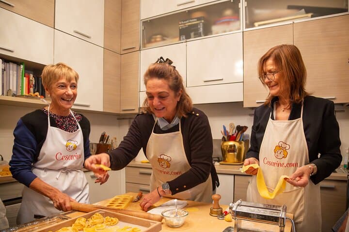 Small Group Pasta and Tiramisu at Local Home in Pietrasanta — photo 1 of 24