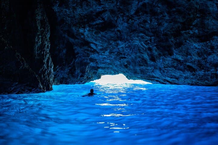 Blue Grotto Visit and Capri Semi-Private Boat Tour — photo 1 of 23