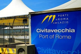 Travel stress-free between Rome and Civitavecchia