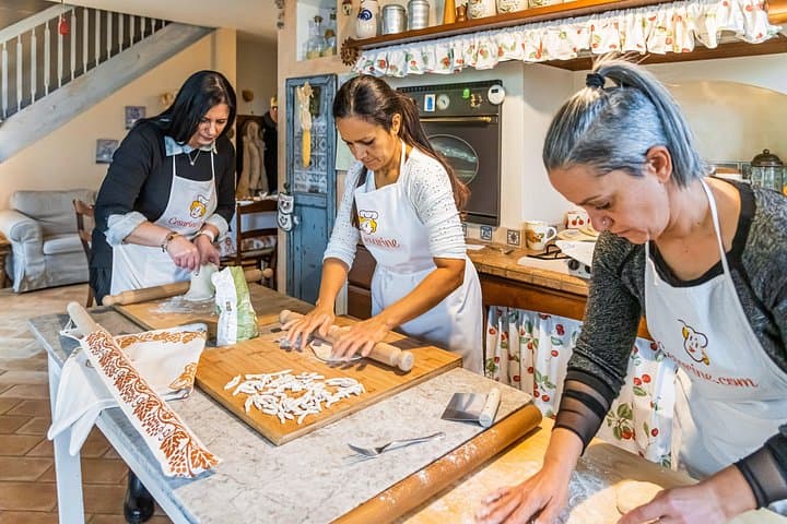 Authentic Pasta Making Class in Piacenza — photo 1 of 18