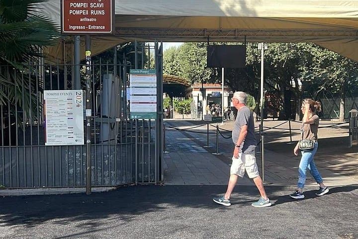 Shared Tour Pompeii and Amalfi Coast — photo 1 of 16