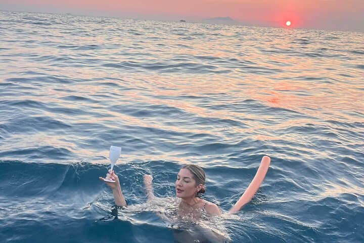 Sorrento Sunset Private Boat Tour - Explorer 20ft Boat — photo 1 of 7