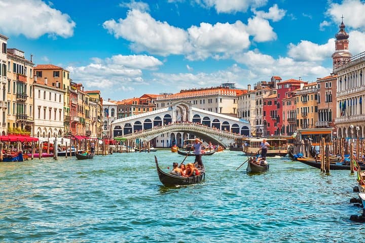 Ravenna Cruise Ship Port to Venice or Venice Airport Transfer — photo 1 of 12
