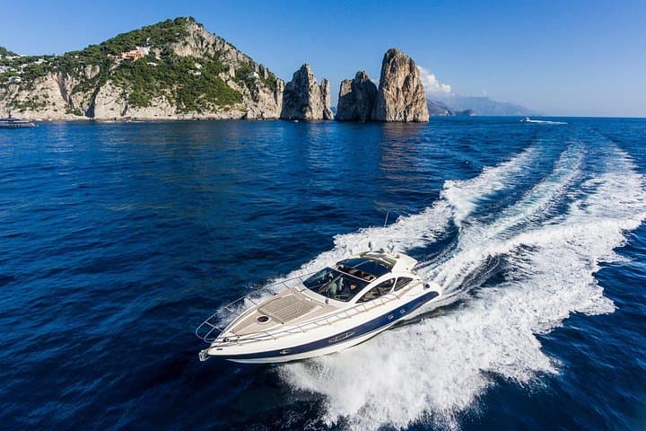 Private Capri Full Day tour with a Azimut Atlantis 55ft — photo 1 of 9