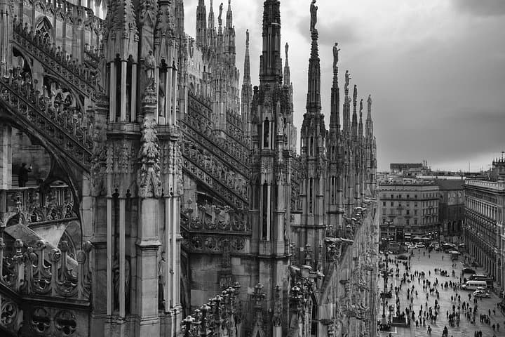 Echoes of War Exploring Milan’s WWII History — photo 1 of 6