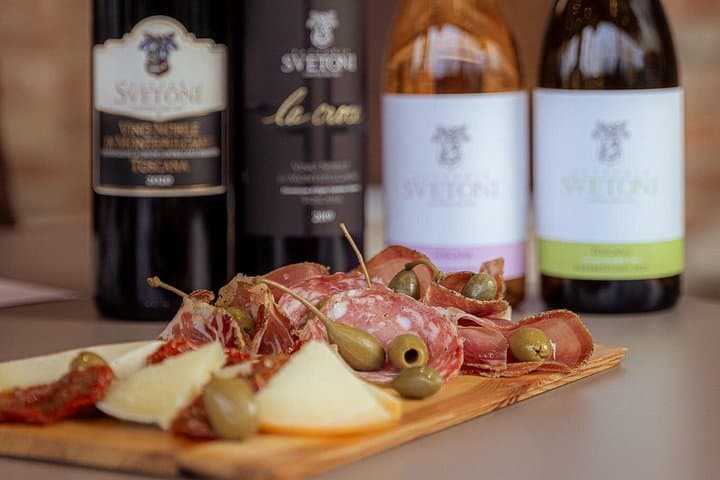 Montepulciano Wine Tasting with typical Tuscan Cold Cuts — photo 1 of 15