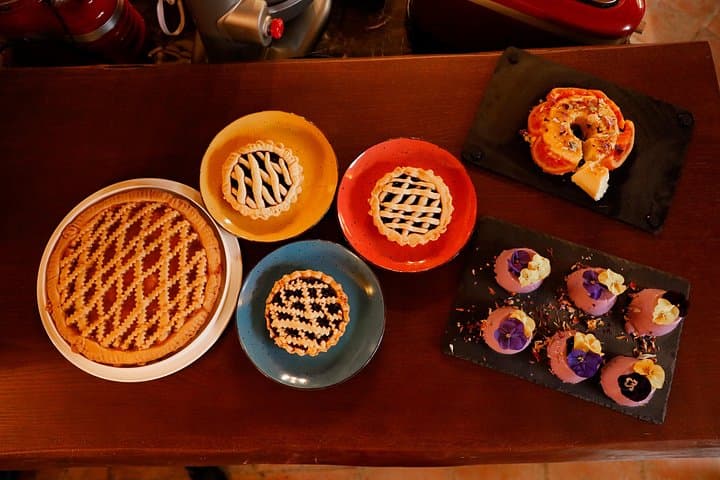Pastiera Napoletana Masterclass at Local Home in Sorrento — photo 1 of 8