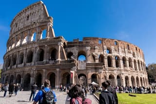 Rome: Colosseum with Roman Forum & Palatine Hill Guided Tour
