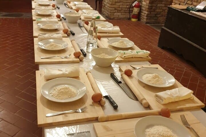 Lezione di cucina- piazza di spagna-pasta&tiramisu — photo 1 of 5