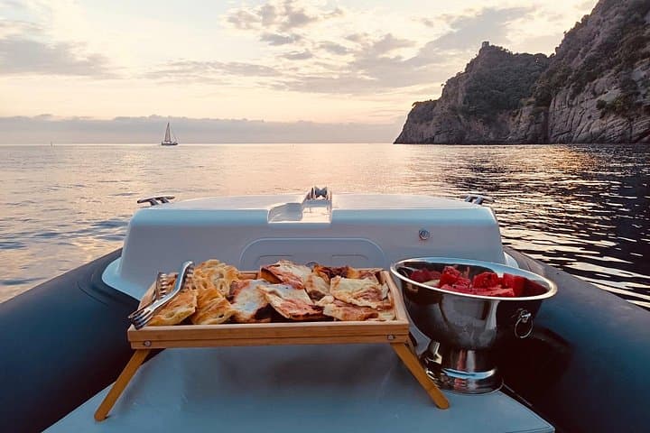 Sunset Boat Tour with Aperitif in Portofino — photo 1 of 24
