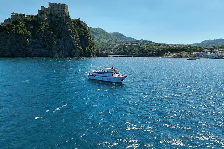 Ischia Mini Cruise with stops for swimming and lunch on board — photo 1 of 9