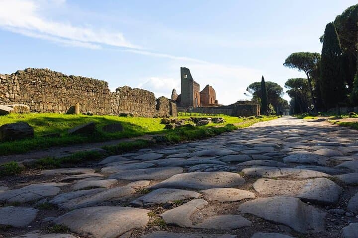 Walking through history by e-bike, along the Via Appia Antica! — photo 1 of 3