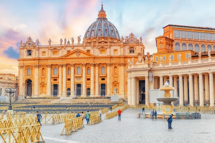 Skip the Line St Peters Basilica, Papal Tombs & Dome Guided Tour — photo 1 of 32