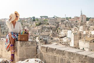 Private direct transfer from Naples to Matera with a local driver