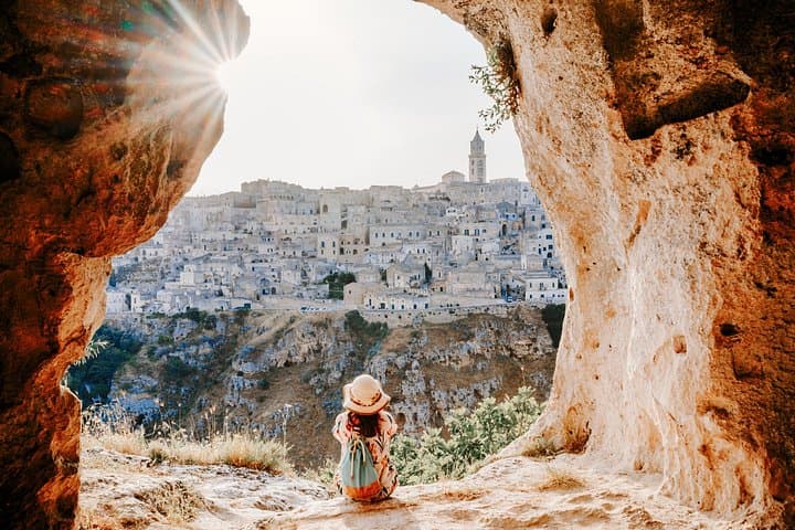 Private transfer: Naples to Lecce, 2h sightseeing stop in Matera — photo 1 of 14