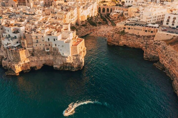 Polignano a Mare Boat Tour — photo 1 of 7