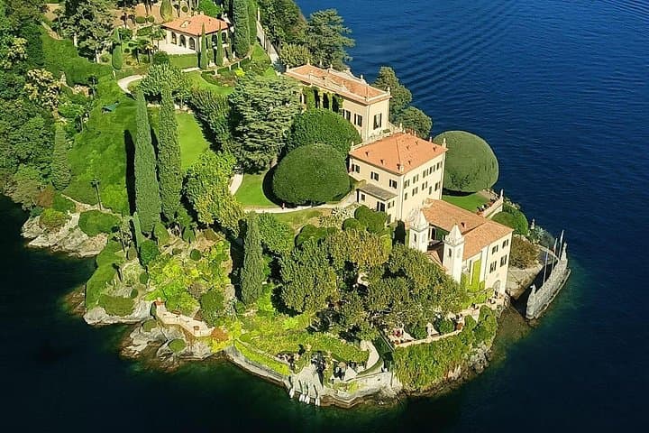Lake Como : Scenic Flight & Como City Guided Tour — photo 1 of 8