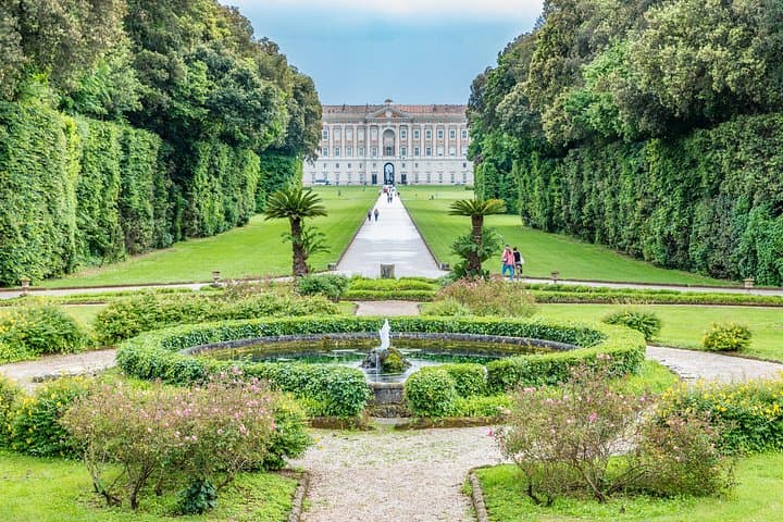 Day trip from Naples to Caserta and back with local driver — photo 1 of 14