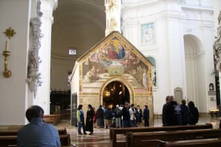 From Florence: Visit Assisi and Orvieto on a Day Tour
