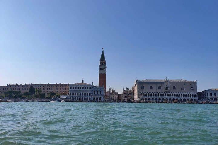 Private boat tour from Chioggia to Venice with Glassfactory visit — photo 1 of 8