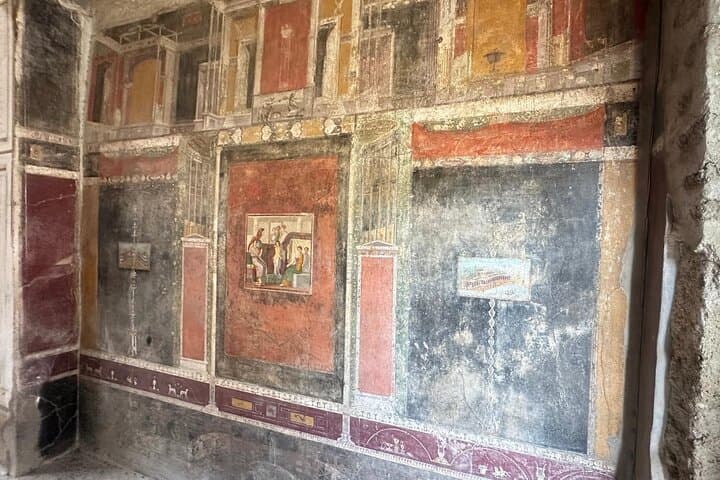 From Positano: Pompeii Guided Tour with Skip the Line — photo 1 of 13