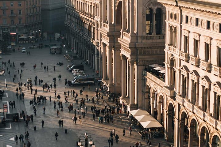 Discover Milan’s Highlights with a Cultural Tour Quiz! — photo 1 of 8