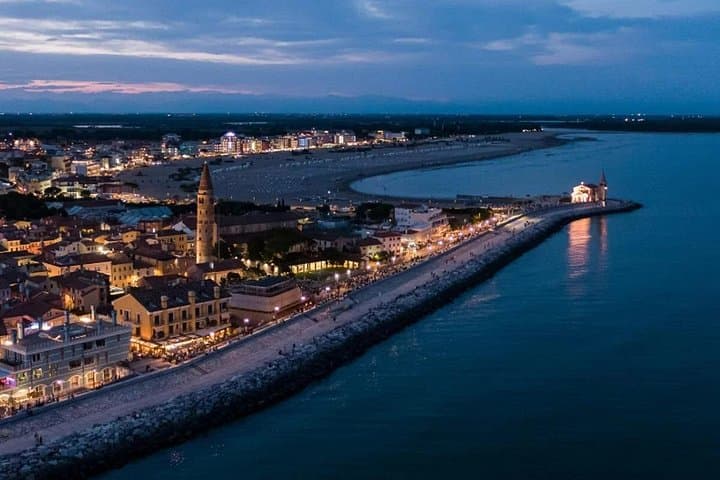 Private Transport from Treviso Airport; M Polo Venezia to Caorle — photo 1 of 7