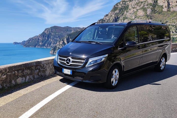 Transfer between Positano and Rome (One Way or Return) — photo 1 of 6