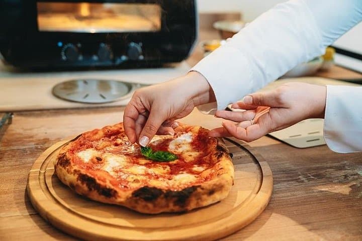 Florence Pizza & Tiramisù Cooking Class: Small Group Experience — photo 1 of 18