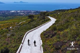 Naples: E-Bike Rental on Vesuvius with Crater Access