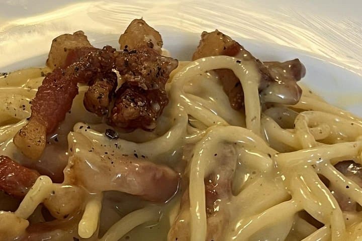 Civitavecchia private cooking lesson Carbonara and Tiramisu — photo 1 of 6