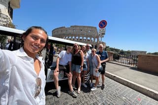 Rome: 3 Hours Golf Cart with Gelato and Trevi Fountain Entrance