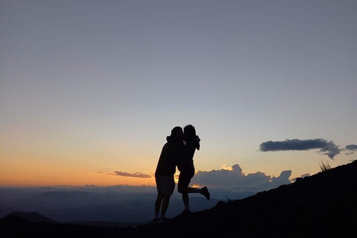 Mount Etna Sunset with sicilian tasting — photo 1 of 30