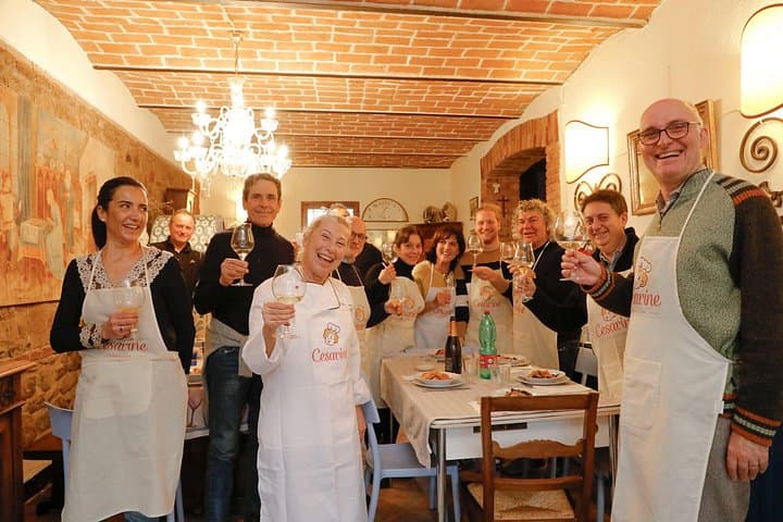 Taste Langhe: Aperitivo in a 19th-Century Villa — photo 1 of 25