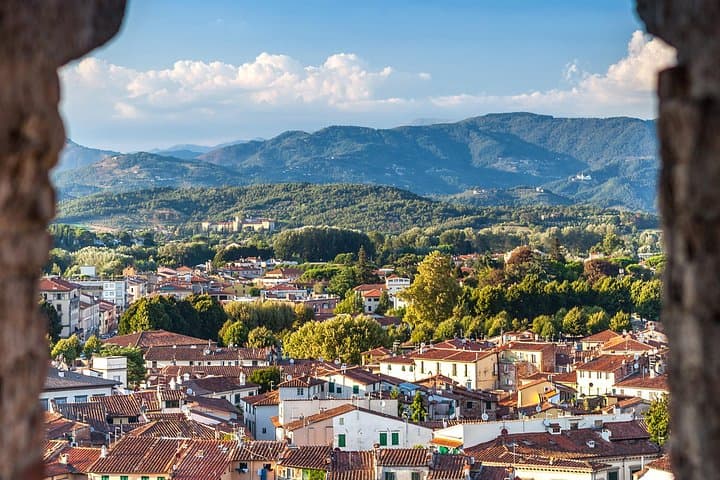 Best Intro to Lucca in 2 Hours with a Local — photo 1 of 10