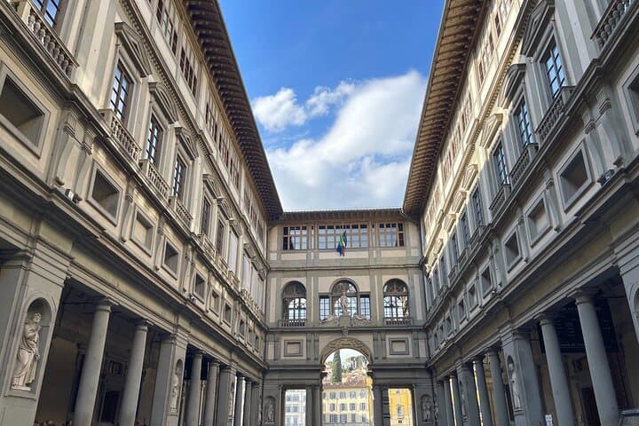 Private Tour of Uffizi Gallery Masterpieces in Florence — photo 1 of 6
