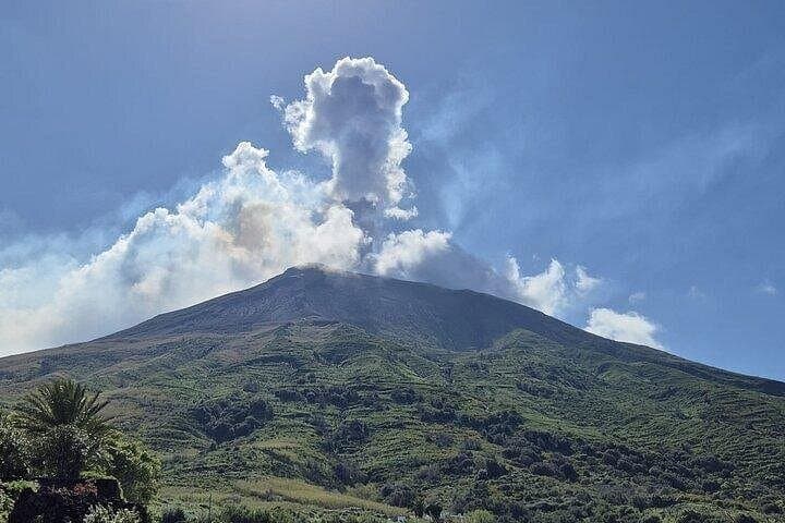 Trekking to the craters of Stromboli in the Aeolian Islands — photo 1 of 9