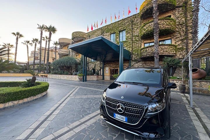 Private Transfer with Luxury Van from Taormina To Naples — photo 1 of 7