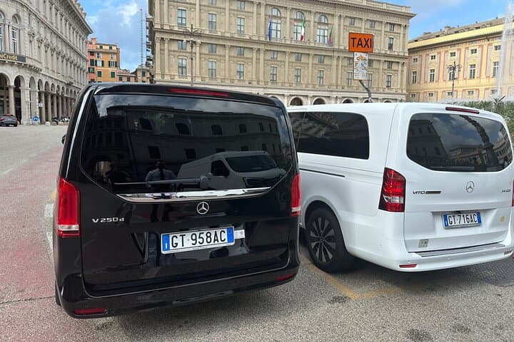 Airport transfer — photo 1 of 3