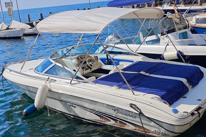 Sea Ray 190 CB rental with 4H license in Gargnano — photo 1 of 4