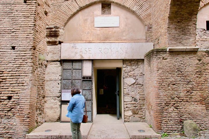 Hidden Roman Houses with Frescoes & Basilica Option in Rome — photo 1 of 17